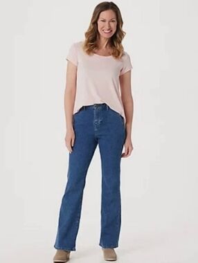 NWT Brooke Shields Timeless Medium Wash Flare Jeans Indigo 28 5X